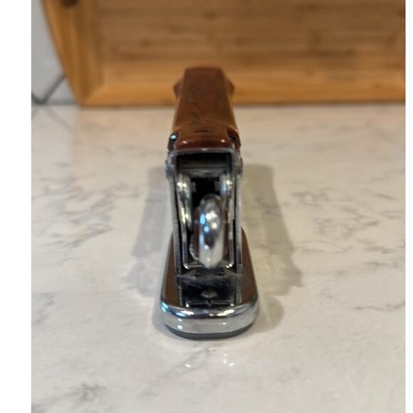 Vintage Ace Liner Stapler 502 Desk Wood Grain Brown Bakelite Retro Mid Century - Picture 3 of 10